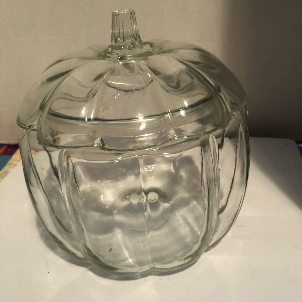 Clear Glass Pumpkin Jar with small chip 😢 holds about 2 litres of candies.